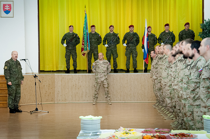 001_Poradenský tím sa lúčil pred vyslaním do operácie RS